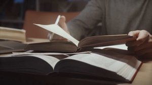 5 правил богатства из 100 книг по инвестициям, финансам и бизнесу