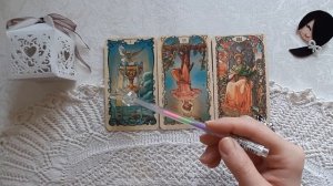 Как понять 3 карты в раскладе. Расклад из трех карт. Обучение Таро