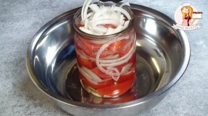 ПОМИДОРЫ ДОЛЬКАМИ с ЛУКОМ на ЗИМУ - каких-то 30 минут и вкусный салат на зиму готов!