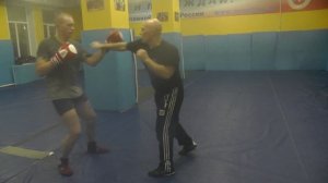 В Н Крючков. Удары руками. Серия  прямой отложной