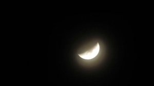 Месяц Луны на зимнем небе  8 января 2022 г