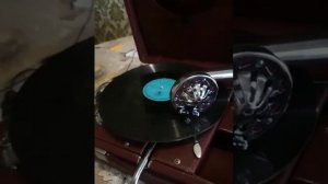 Патефон. Снег идет Мая Кристалинская