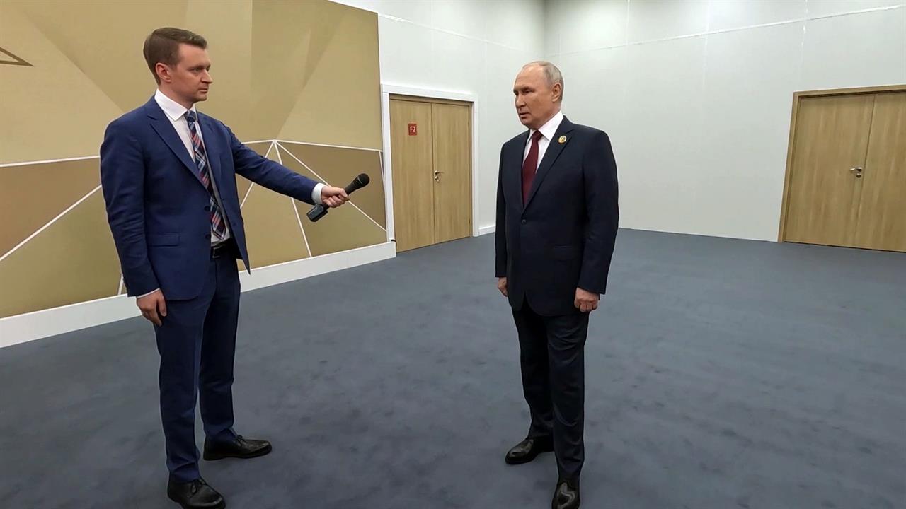 В. Путин: российские солдаты и офицеры продемонстрировали лучшие примеры массового героизма