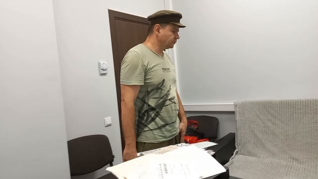 Миниатюра "Промокашка" из "Место встречи изменить нельзя" и  "Остап Бендер" из "Золотого теленка"