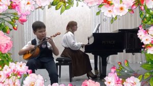 В.Шаинский "Вместе весело шагать" - Тулонов Алдар, домра
