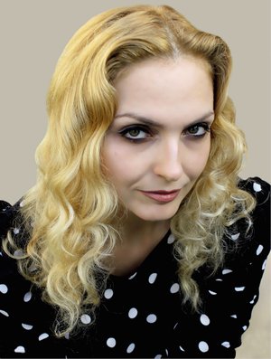 Купола / Поэзия Елены Венской