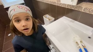 Что делать, если течёт вода в унитазе причина 1