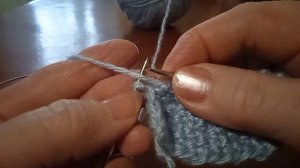 Вяжем спицами, узор" Путанка"