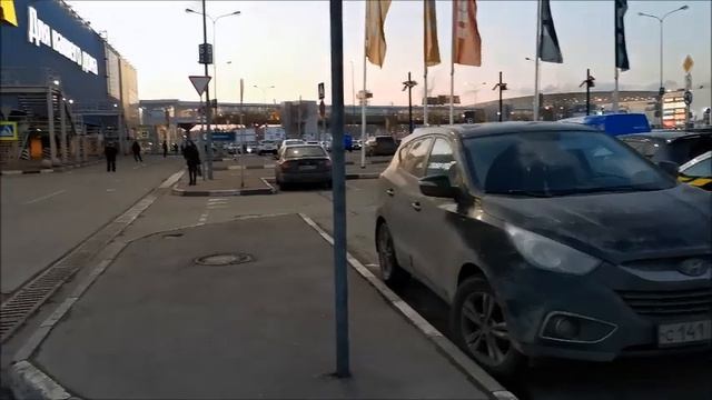 Экстренная эвакуация. ТЦ Мега "Белая дача" Почему??? смотреть онлайн