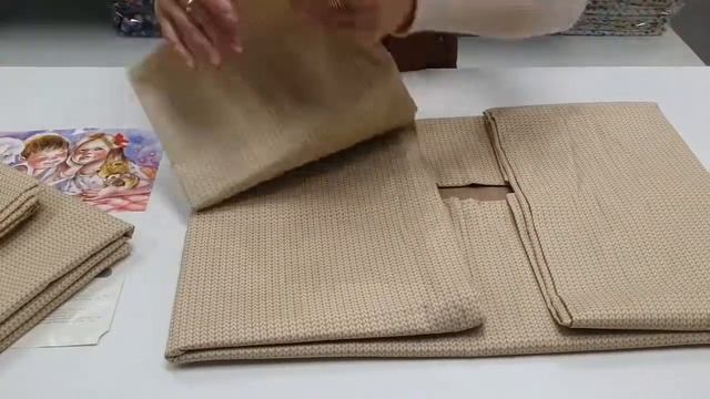 195 КПБ "Вязание на бежевом" с классической простыней смотреть онлайн