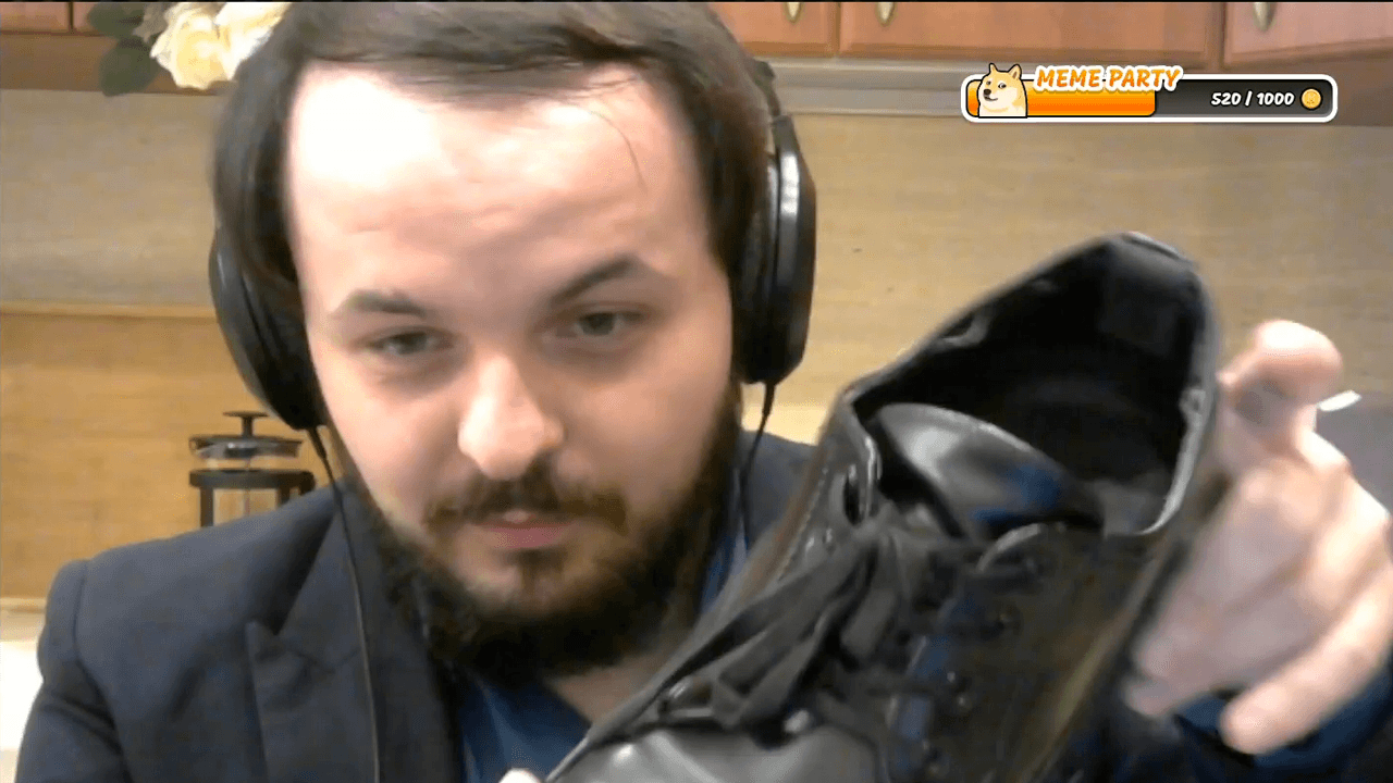 Жмиль делает обзор про свой лук // ШУЕ варик смотреть онлайн