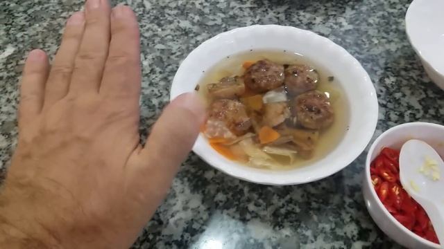 Поел во вьетнамском кафе в Нячанге на 98 рублей (Кафе: Quan Lien Ha Noi)