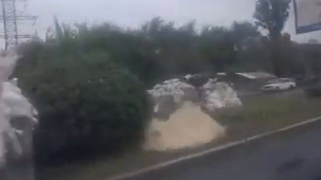 Донецк. Макеевка. Блокпост на Чайкинском кольце 13 июня 2014 смотреть онлайн