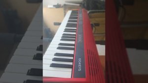 Эммануэль на пианино. Музыка из фильма