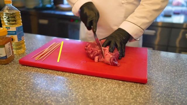 Четыре потрясающих рецепта из отруба Чак Ролл. Мраморная говядина KazBeef.
