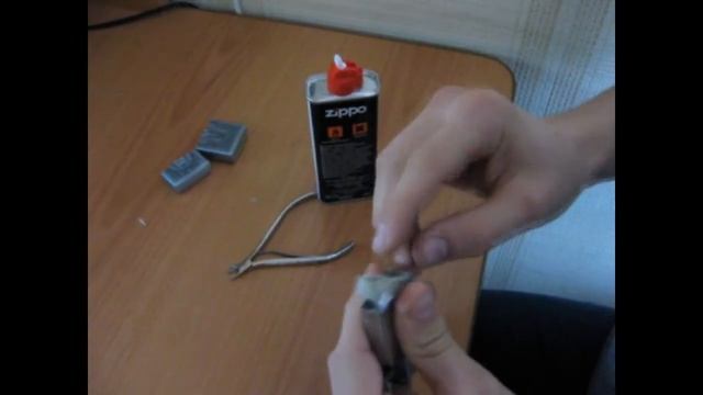 Уход за Zippo. Урок #4 - Заправка Zippo смотреть онлайн