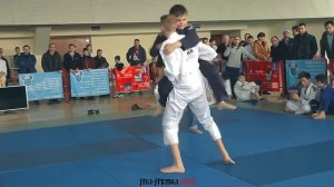 #33 Ianos Popa (M) A12 W52 (BJJ Athletic) vs. Evghen Benevschii (M) A13 W55 (SC Ju Jutsu)