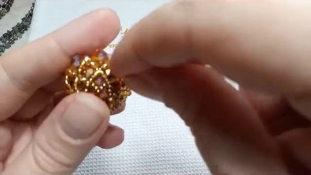 Бабочка4(шапочка на кисть)
