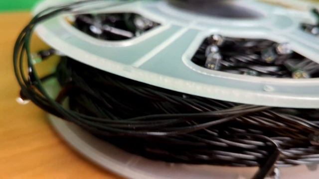 НОВОГОДНЯЯ ГИРЛЯНДА С OZON / ОБЗОР СВЕТОДИОДНОЙ УЛИЧНОЙ ГИРЛЯНДЫ С OZON НА 50 МЕТРОВ / РАСПАКОВКА смотреть онлайн