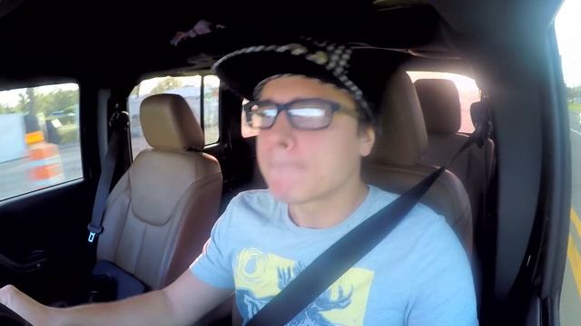 Музыкальный Продюсер. Дорога в студию. VLOG1 смотреть онлайн