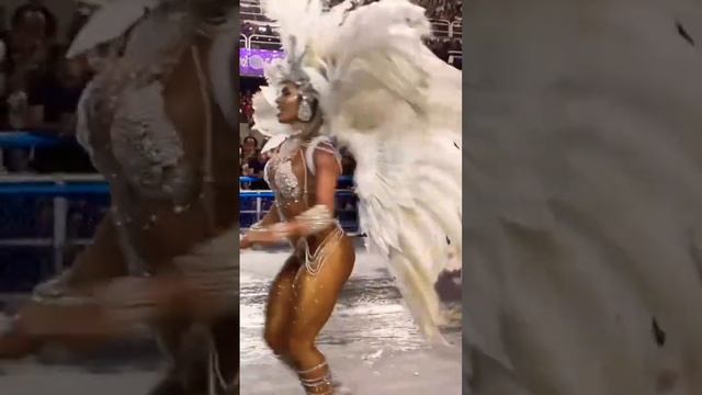 Stunning Rio Carnival Brazilian Beauty Dancing Samba #riocarnaval2023 #travelvlog #carnivalcostume