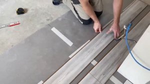 Как укладывать правильно ламинат на пол. Покажем, как укладывать будем мы #ламинат