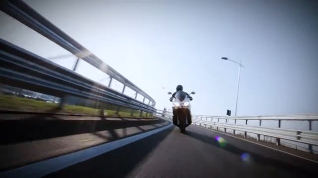 APRILIA SRV850 - Official Video смотреть онлайн