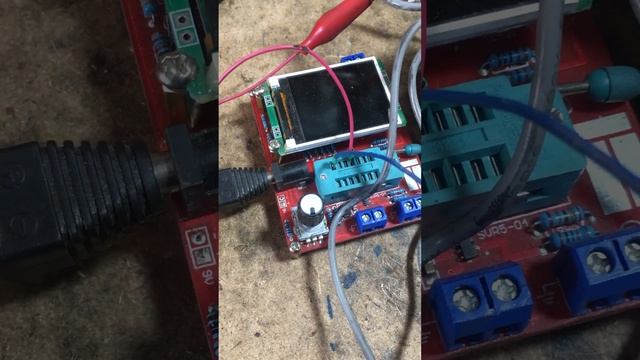 Почему искрят щетки пилы Макиты смотреть онлайн