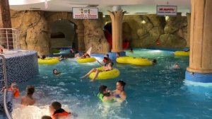 Ква-ква парк сегодня! Обзор  территории: горки, бани, бассейны.