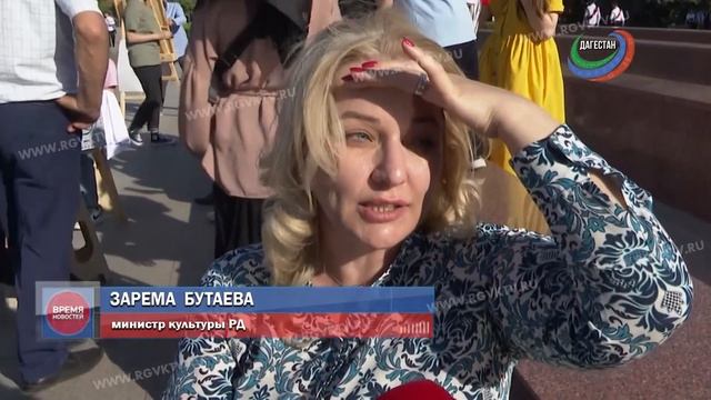 Арт-фестиваль «Праздник выходного дня» стартовал в Махачкале смотреть онлайн