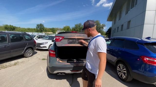 Срочный выпуск! В наличии Lada Vesta SW Cross Дайвинг и Фантом! смотреть онлайн