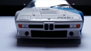 Reviewing the 1/18 BMW M1 Procar (1979) by Werk83