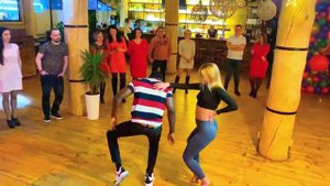 Enrique Iglesias performance bachata version - RING MY BELLS (Elvis Stephen) #bachata #songs #dance