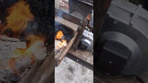 Шнековая горелка на угле. Скоро будем изготавливать котел автоматический.