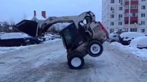 Веселый снегоуборщик