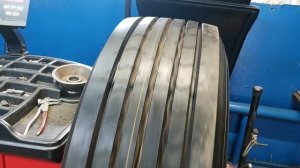 385/65R22.5 Boto BT215N усиленная на рулевую ось