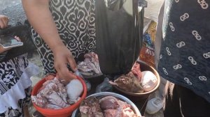 Street food in Uzbekistan | Уличная еда в Узбекистане | ЧИЯЛ ЯХНА МОЛ БОЗОР | Wild Fork Foods
