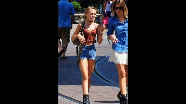 Джонни Депп и его дети смотреть онлайн