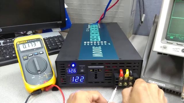 Checking The Sine Wave Form of 3000W Solar Inverter HP Oscilloscope смотреть онлайн