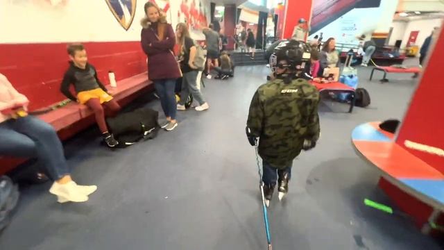 Влог Всё по плану Проводили Будем скучать Инспекция от сына в дорогу Даже ужин с хоккеем Vlog смотреть онлайн