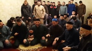 суьр-корт назм Сайд-Хьусайн