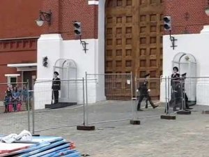 Москва, Красная площадь, смена караула, 11 мая 2015 г.