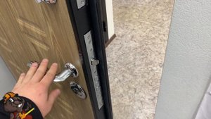 Входная дверь Йошкар П-18 (Ель карпатская) BRAVO