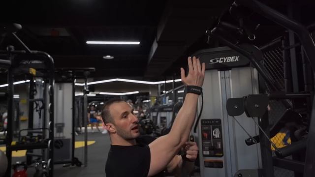 TRENING ZA LEĐA & ZADNJU LOŽU | ROMANIAN DEADLIFT & T-BAR ROW | MAKSIM TRZIN смотреть онлайн