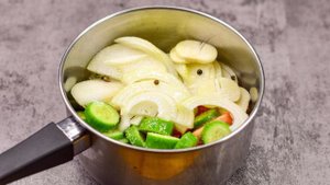 Салат из огурцов и помидоров на зиму