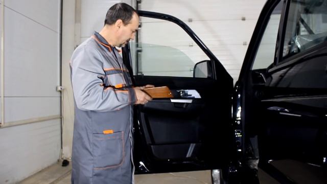 Видео установка дерева в салон УАЗ-Патриот тюнинг смотреть онлайн