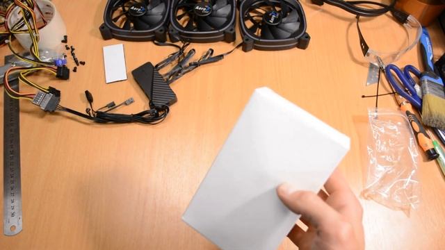 Интересные вертушки и Кулер от AeroCool смотреть онлайн