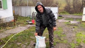 #465 Хутор без воды, прорвало трубу водопровода. Закупили сено