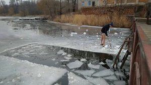 КАК СДЕЛАТЬ ПРОРУБЬ