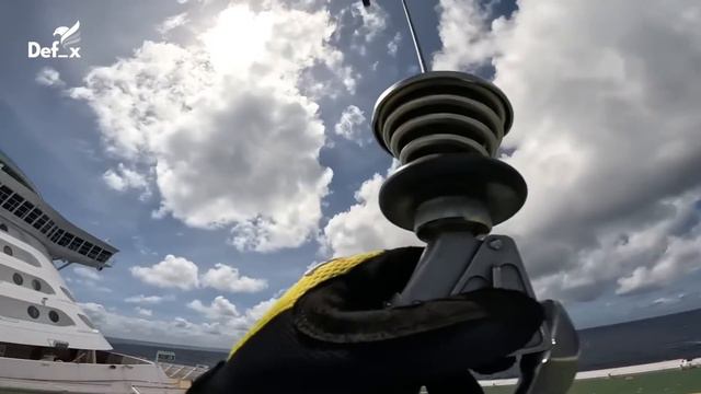 US Coast Guard MH-65 Dolphin Rescue Operation on a Cruise Ship @Defxofficials смотреть онлайн